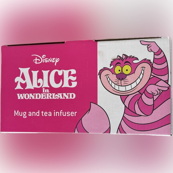 Disney Alice in Wonderland Mug and Tea Infuser NWT - Picture 2 of 6